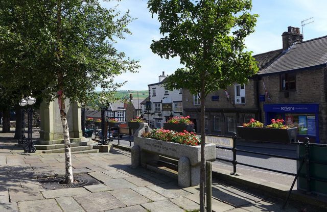 Chapel en le Frith town centre